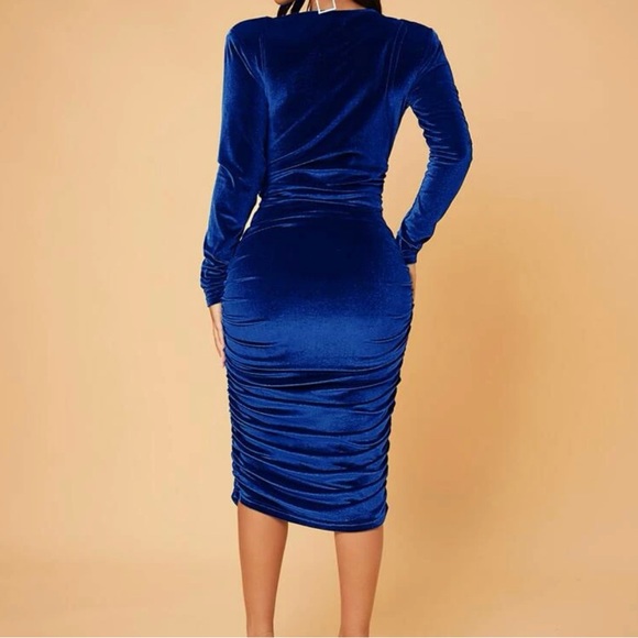 Blue Velvet Dress - Picture 2 of 4